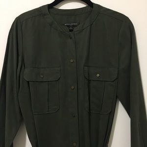 Banana Republic Dresses - Banana Republic long sleeve midi olive dress Sz6 Banana Republic Dresses - Banana Republic long sleeve midi olive dress Sz6